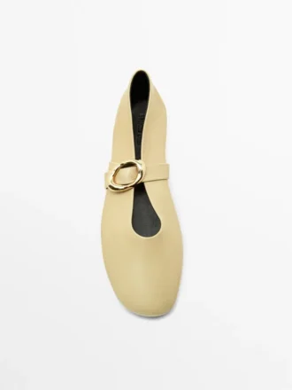 Ballerines en cuir avec boucle