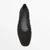 Ballerines en cuir fendu froncé Ballerines en cuir fendu froncé