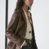 Blazer en cuir suédé avec col à revers Blazer en cuir suédé avec col à revers