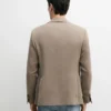 Blazer en lin à la coupe ajustée avec détails de poches Blazer en lin à la coupe ajustée avec détails de poches