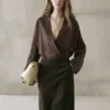 Blouse ample et fluide en lin à nouer Blouse ample et fluide en lin à nouer