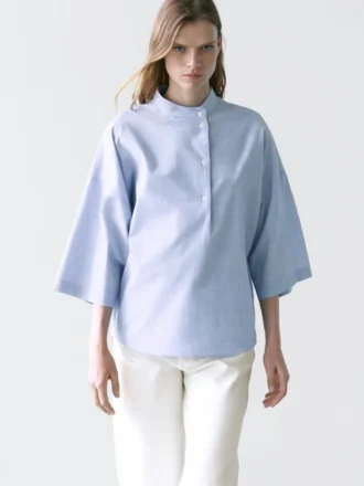 Blouse fluide avec col boutonné
