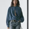 Blouse fluide à encolure croisée Blouse fluide à encolure croisée