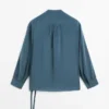 Blouse fluide à encolure croisée Blouse fluide à encolure croisée