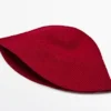 Bonnet en tricot mélangé laine Bonnet en tricot mélangé laine