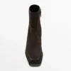 Bottines en cuir croûte brossé Bottines en cuir croûte brossé