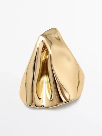 Boucles d&rsquo;oreilles de taille moyenne à plis