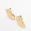 Boucles d’oreilles de taille moyenne à plis Boucles d’oreilles de taille moyenne à plis