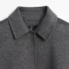Cape en mélange de laine avec col chemise Cape en mélange de laine avec col chemise