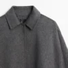 Cape en mélange de laine avec col chemise Cape en mélange de laine avec col chemise