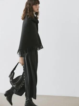 Cape en tricot mélangé laine avec franges