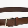 Ceinture en cuir avec boucle carrée Ceinture en cuir avec boucle carrée
