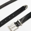 Ceinture en cuir nappa avec détail à l’extrémité Ceinture en cuir nappa avec détail à l’extrémité