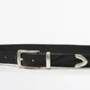 Ceinture en cuir nappa avec détail à l’extrémité Ceinture en cuir nappa avec détail à l’extrémité