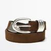 Ceinture en cuir nappa avec détail métallique Ceinture en cuir nappa avec détail métallique