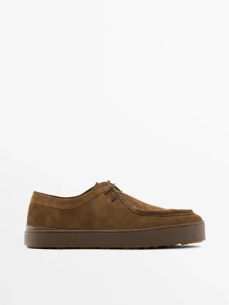 Chaussures en cuir à bout mocassin et semelle épaisse