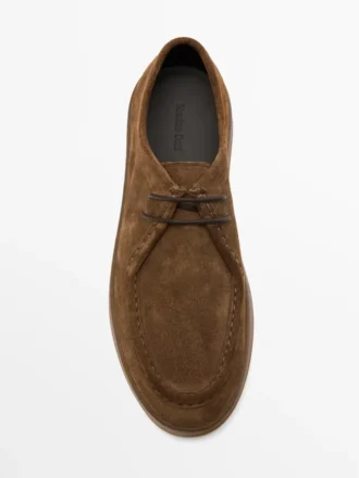 Chaussures en cuir à bout mocassin et semelle épaisse