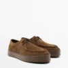 Chaussures en cuir à bout mocassin et semelle épaisse Chaussures en cuir à bout mocassin et semelle épaisse