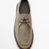 Chaussures en daim à bout mocassin Chaussures en daim à bout mocassin