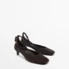 Chaussures à talons avec empeigne carrée Chaussures à talons avec empeigne carrée