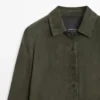 Chemise en cuir suédé avec coutures Chemise en cuir suédé avec coutures