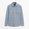 Chemise en denim à coupe classique avec poches