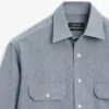 Chemise en denim à coupe classique avec poches