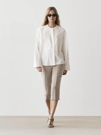 Chemise en mélange de coton avec détails brodés