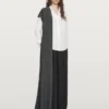 Chemise en popeline avec boutons cachés Chemise en popeline avec boutons cachés