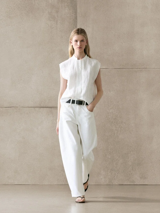 Chemise fluide 100 % lin avec détails boutonnés Chemise fluide 100 % lin avec détails boutonnés