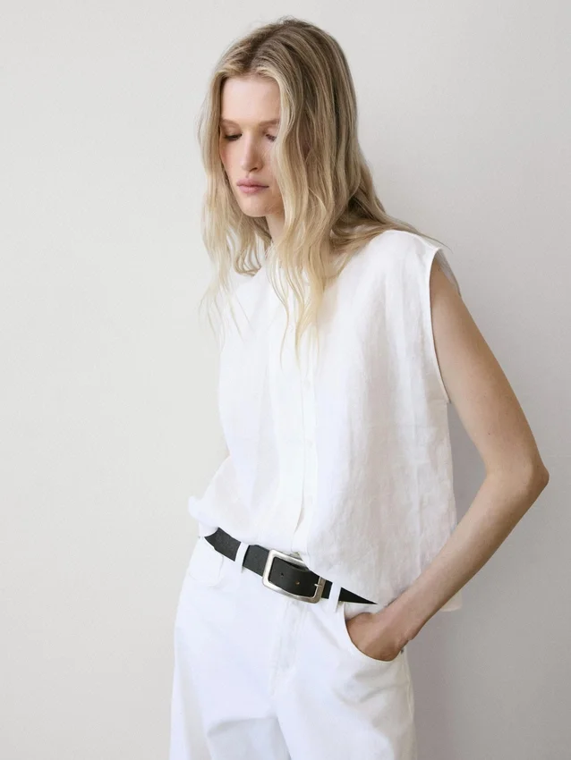 Chemise fluide 100 % lin avec détails boutonnés Chemise fluide 100 % lin avec détails boutonnés