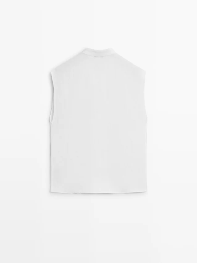 Chemise fluide 100 % lin avec détails boutonnés Chemise fluide 100 % lin avec détails boutonnés
