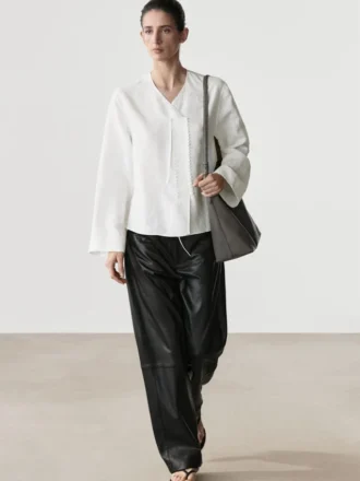 Chemise fluide avec détail sur la poitrine