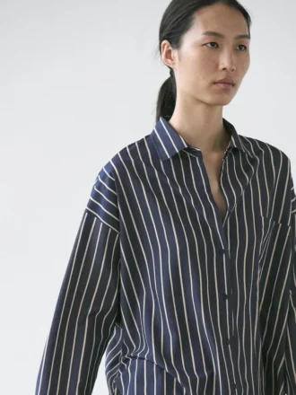 Chemise fluide à rayures avec détail de poche