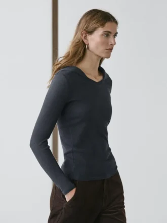 Chemise à manches longues en maille à col en V