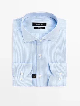 Chemise slim en sergé rayé