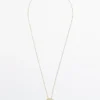 Collier avec pendentif en dentelle Collier avec pendentif en dentelle