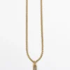 Collier avec pendentif en dentelle Collier avec pendentif en dentelle