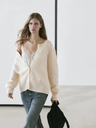 Gilet en laine à mailles torsadées