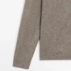Gilet en maille mélangée de laine avec capuche Gilet en maille mélangée de laine avec capuche