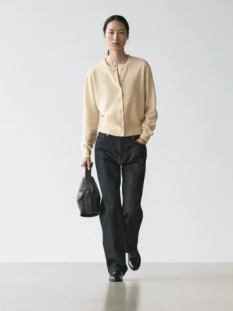 Gilet en tricot de laine à col rond