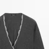 Gilets croisés en maille avec détails en dentelle Gilets croisés en maille avec détails en dentelle