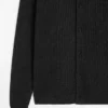 Gilets en tricot de coton et laine mélangés avec boutons Gilets en tricot de coton et laine mélangés avec boutons