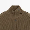 Gilets en tricot de laine avec boutons