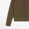 Gilets en tricot de laine avec boutons