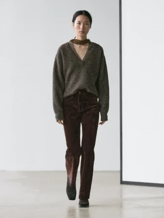 Jean bootcut à taille haute et finition floquée