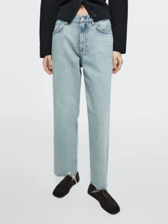 Jean à coupe droite et taille haute