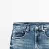 Jean coupe skinny évasée Jean coupe skinny évasée