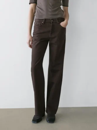 Jean à jambes larges