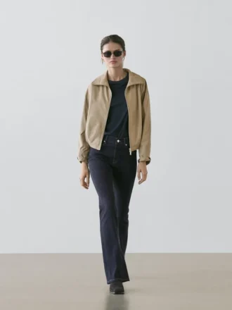 Jean skinny à taille haute et bas évasés